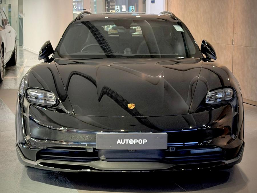 TAYCAN 4 CROSS TURISMO - Image 10